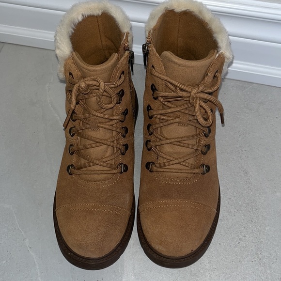 UGG AZELL HIKER WEATHER WATERPROOF WINTER BOOT - Picture 4 of 13